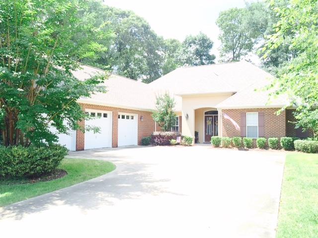 CLAIRES VINEYARD - Residential Lease