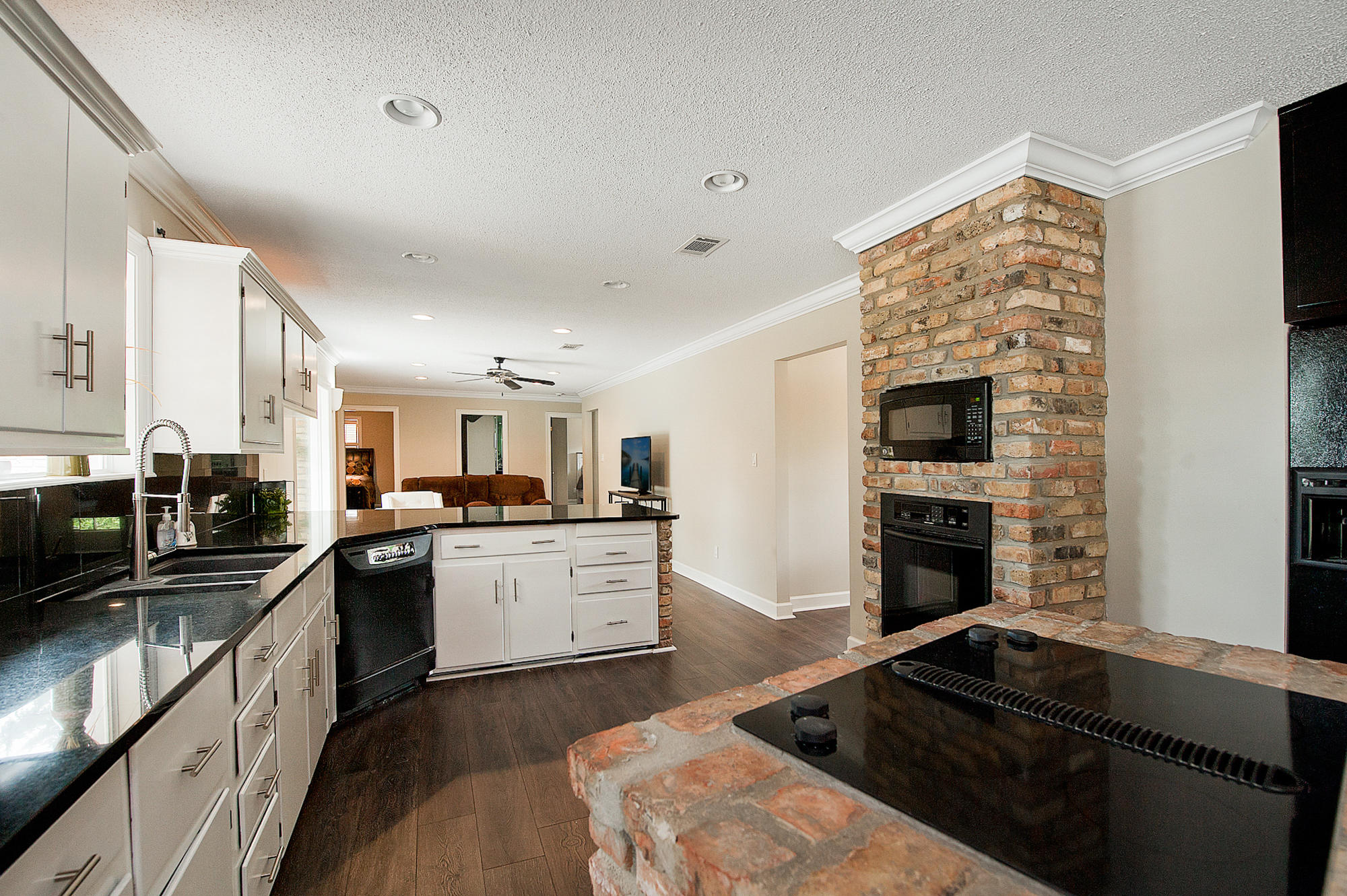 KENWOOD 1ST ADDN - Residential