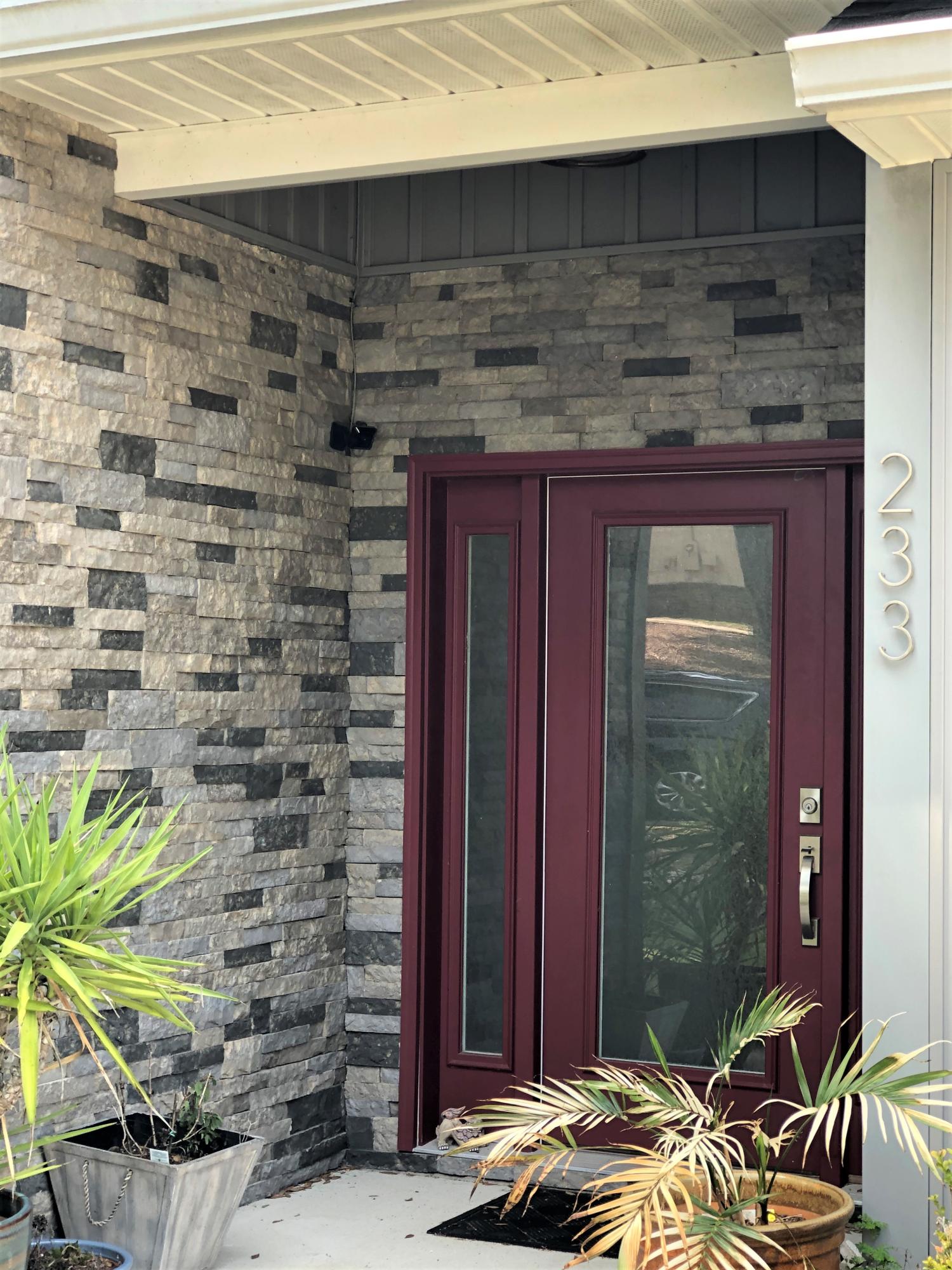 CREEKSIDE - Residential