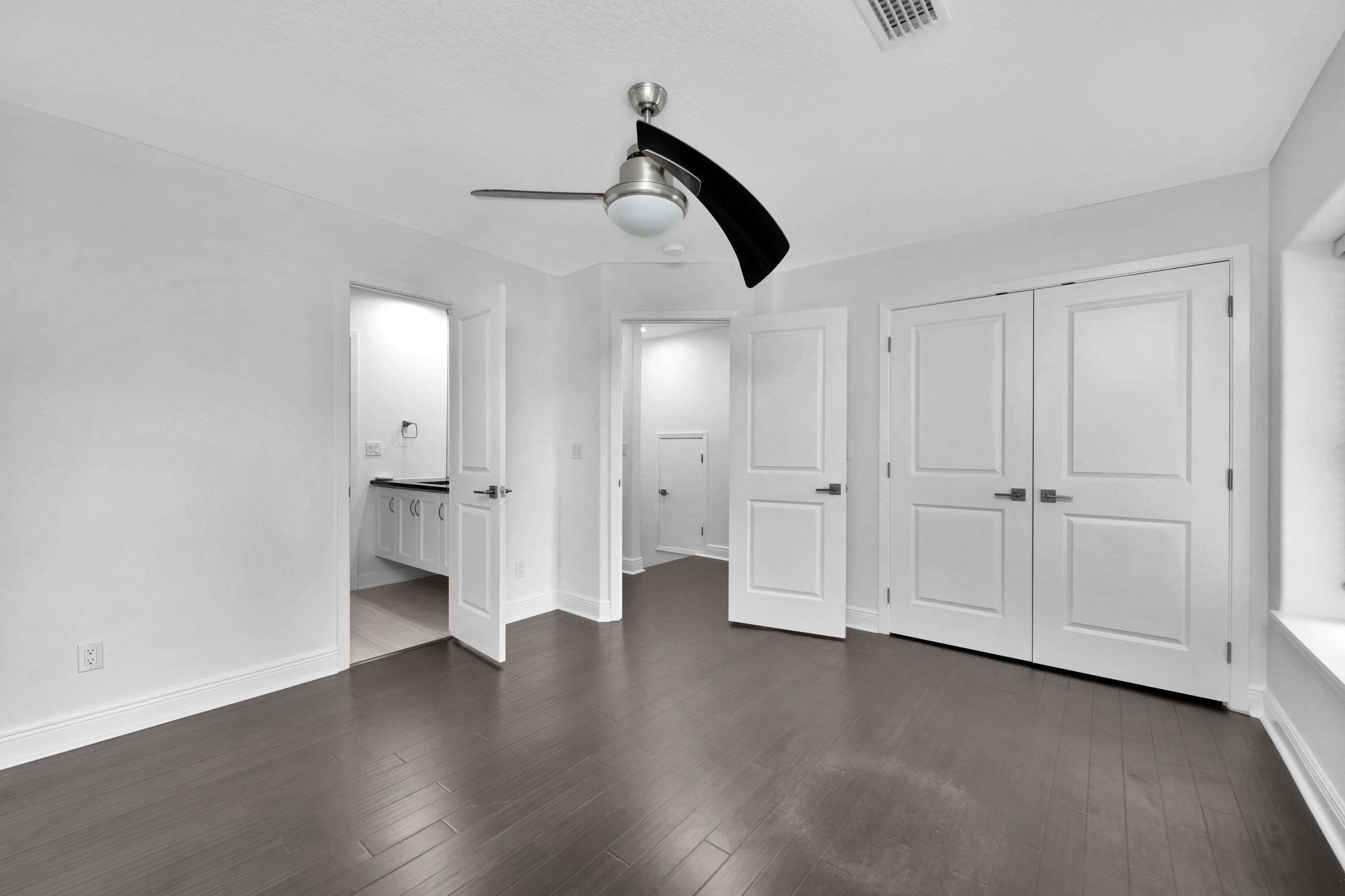 CREEKSIDE - Residential