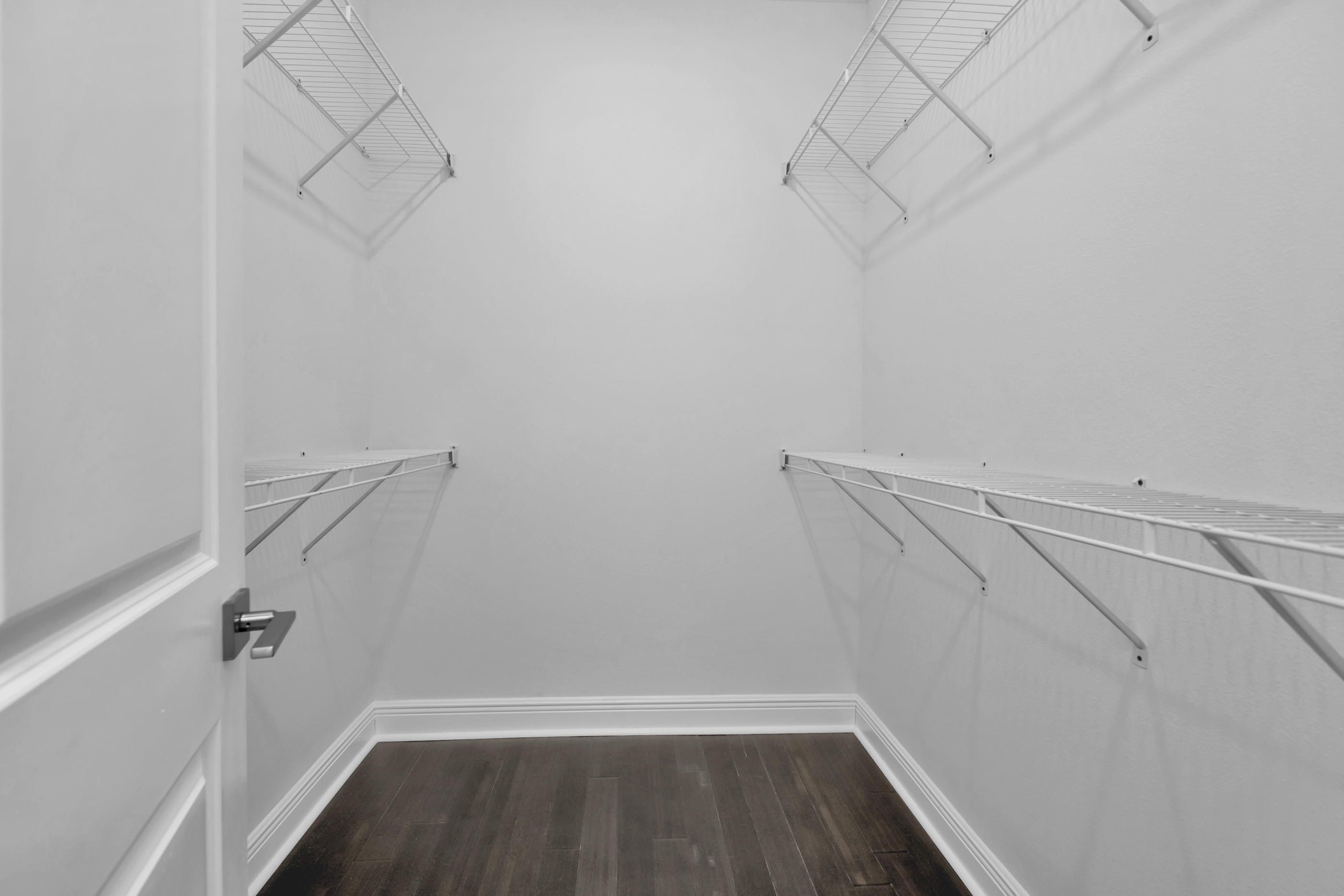 CREEKSIDE - Residential