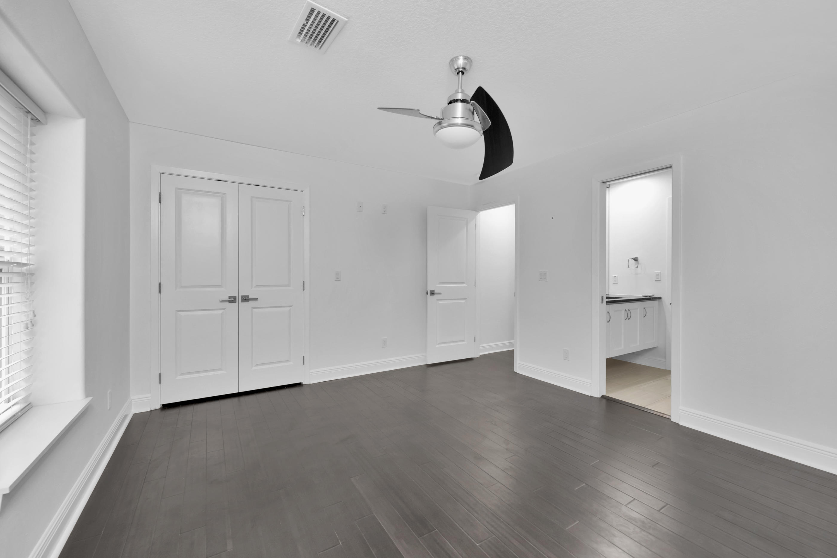 CREEKSIDE - Residential