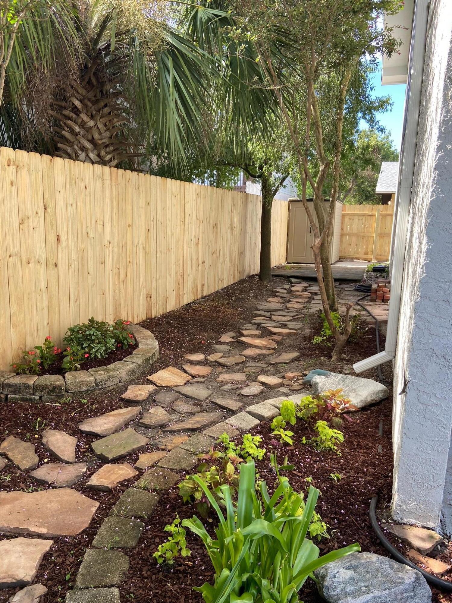 LEARYS 2ND ADDN - Residential