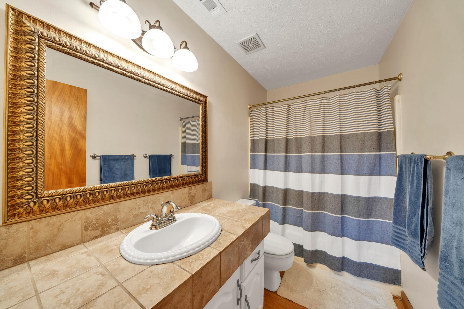 LEARYS 2ND ADDN - Residential