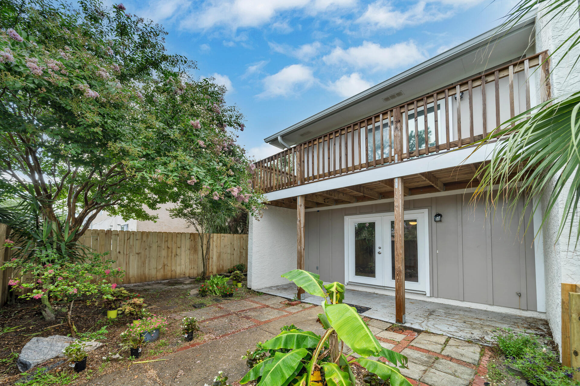 LEARYS 2ND ADDN - Residential