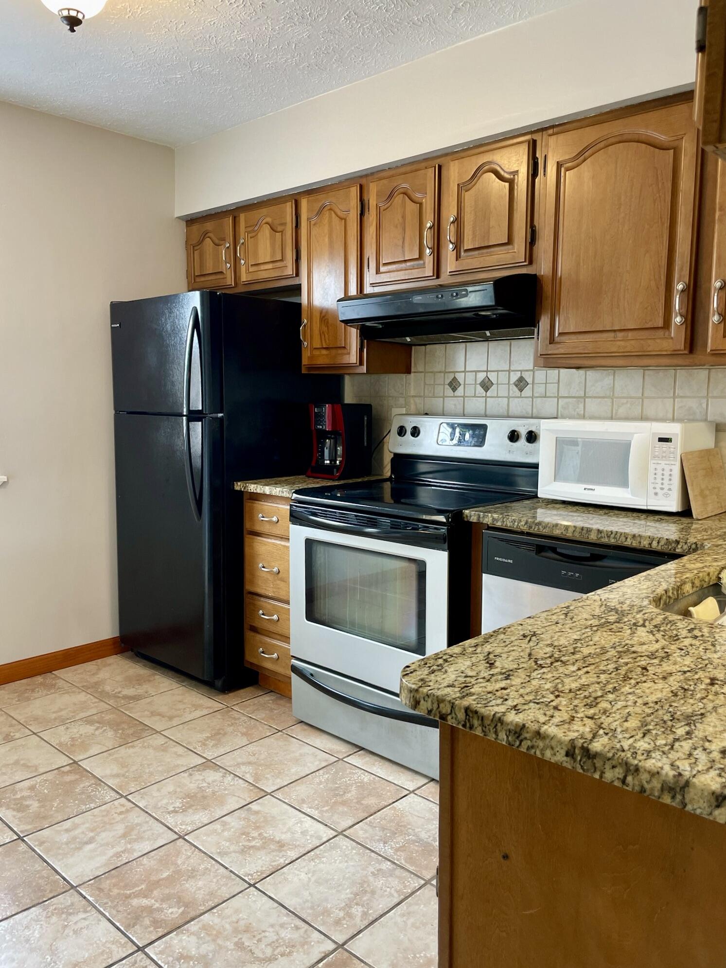 LEARYS 2ND ADDN - Residential