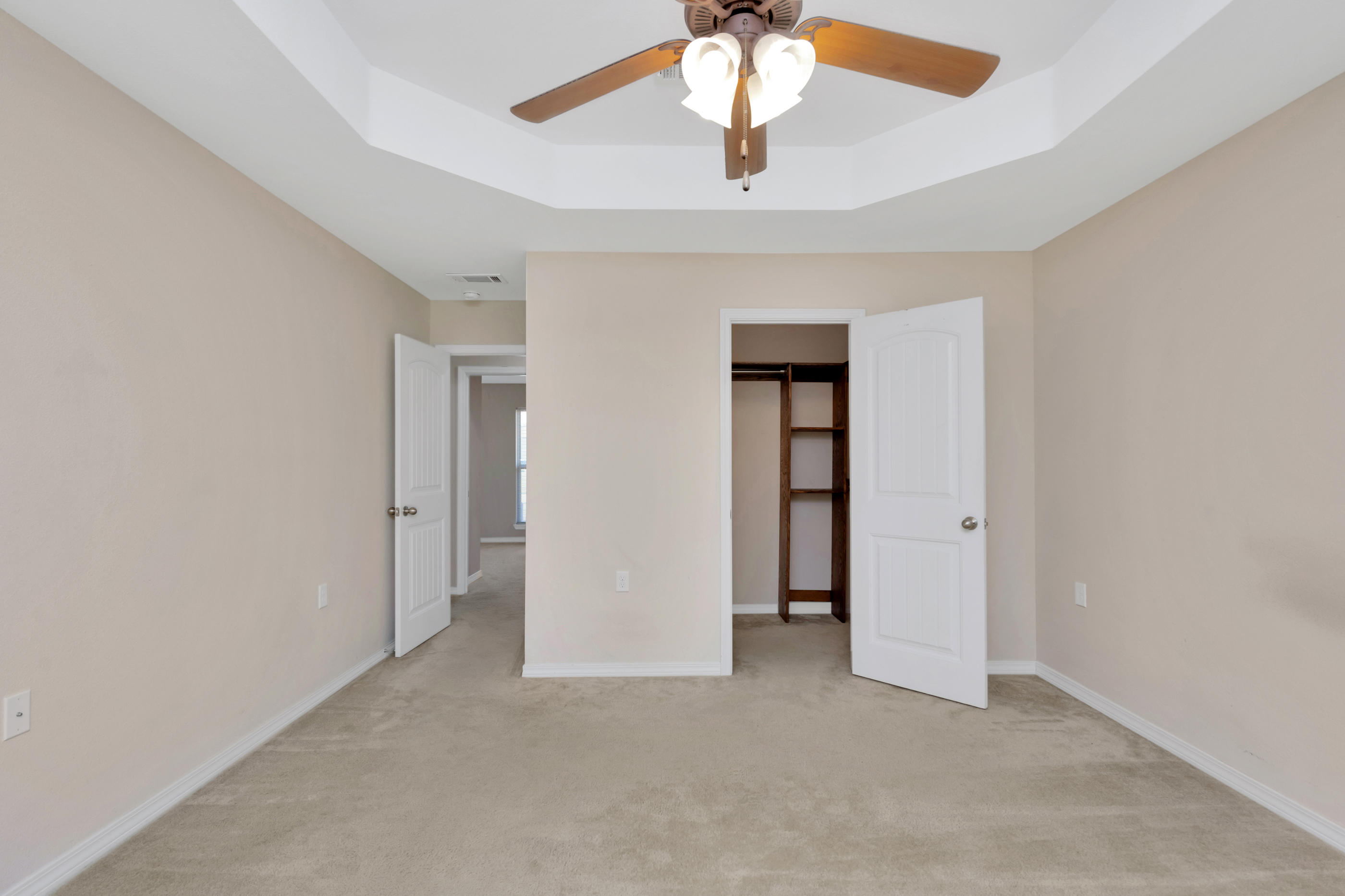 SHADOW LAKES - Residential