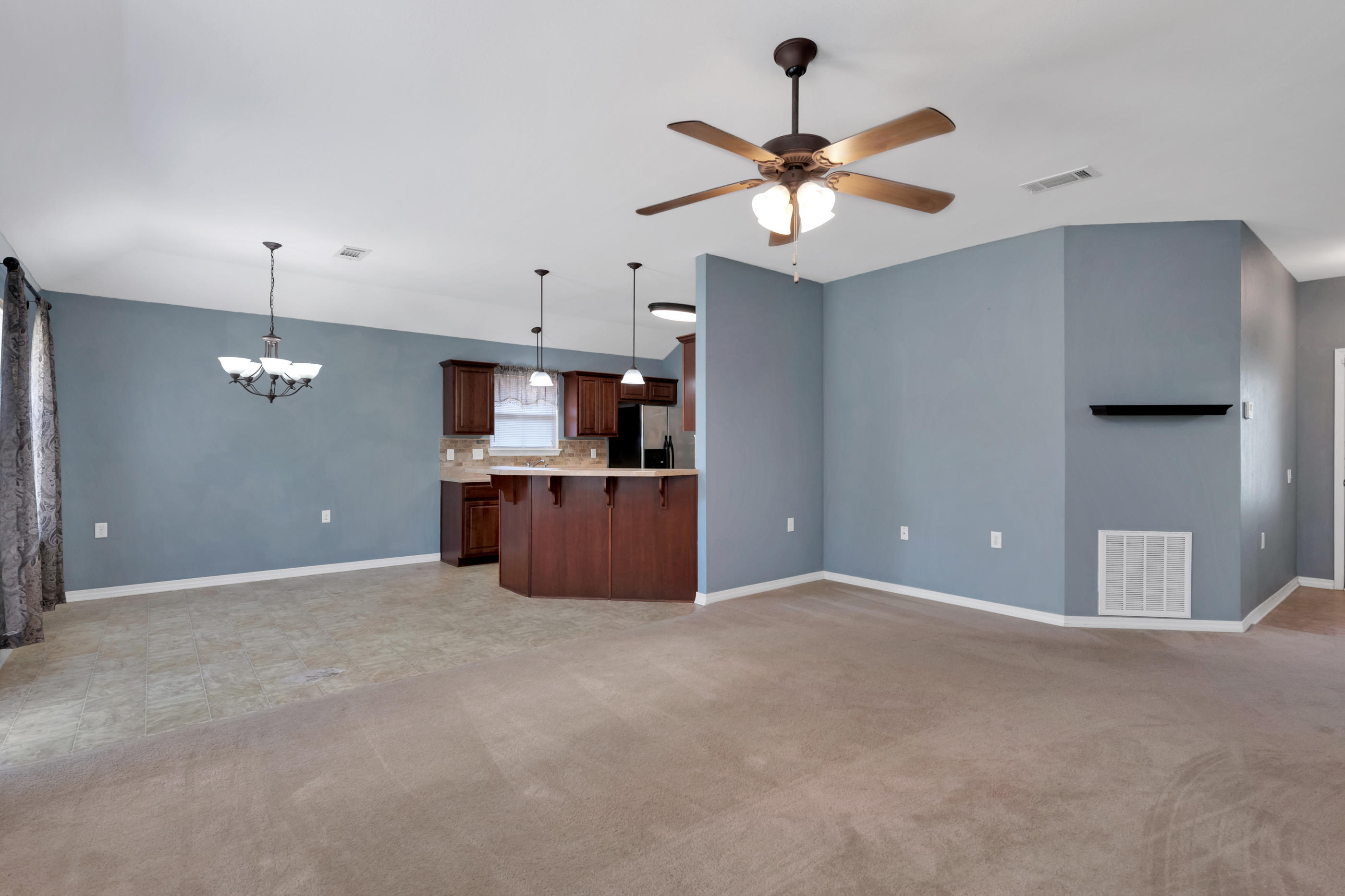 SHADOW LAKES - Residential