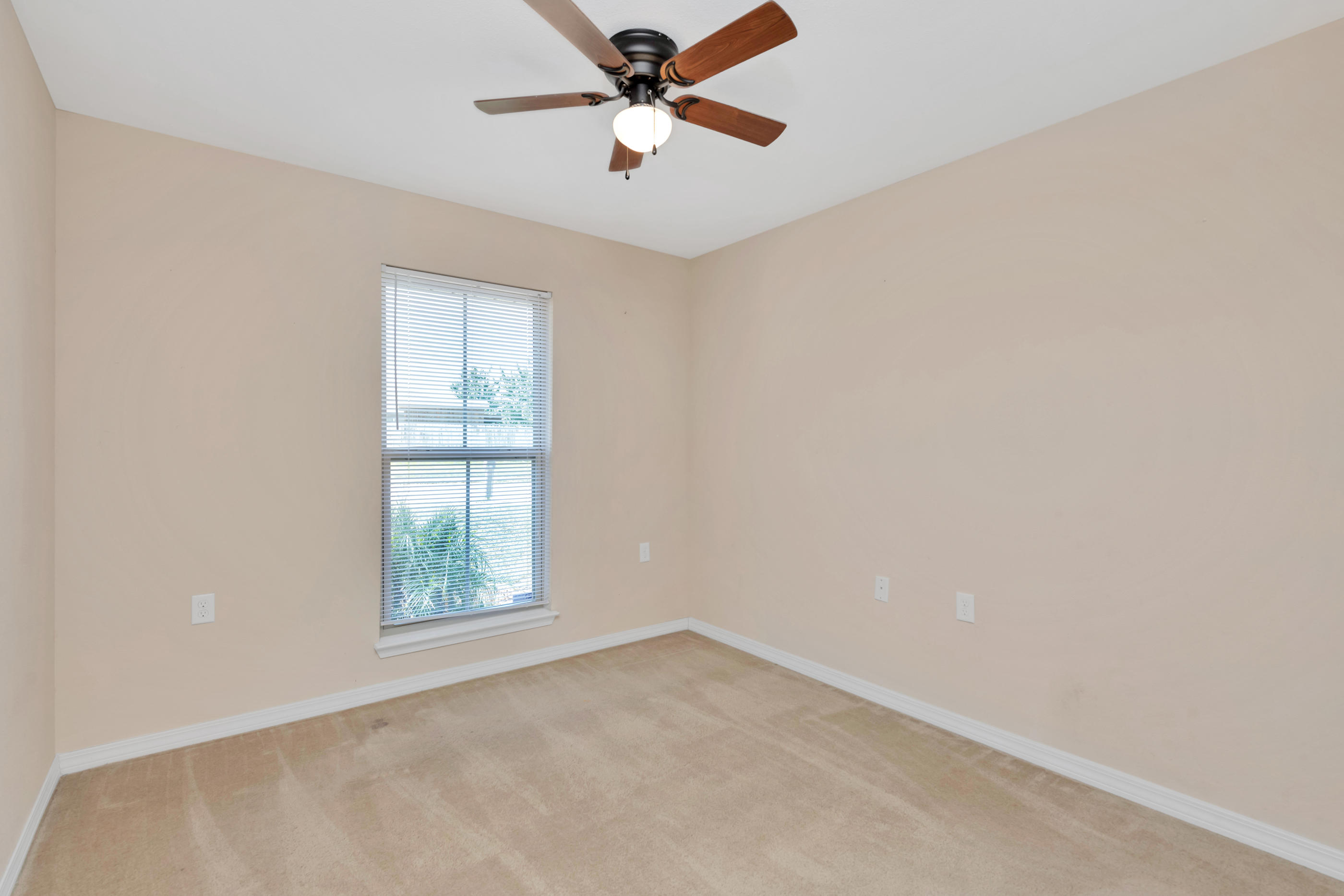 SHADOW LAKES - Residential