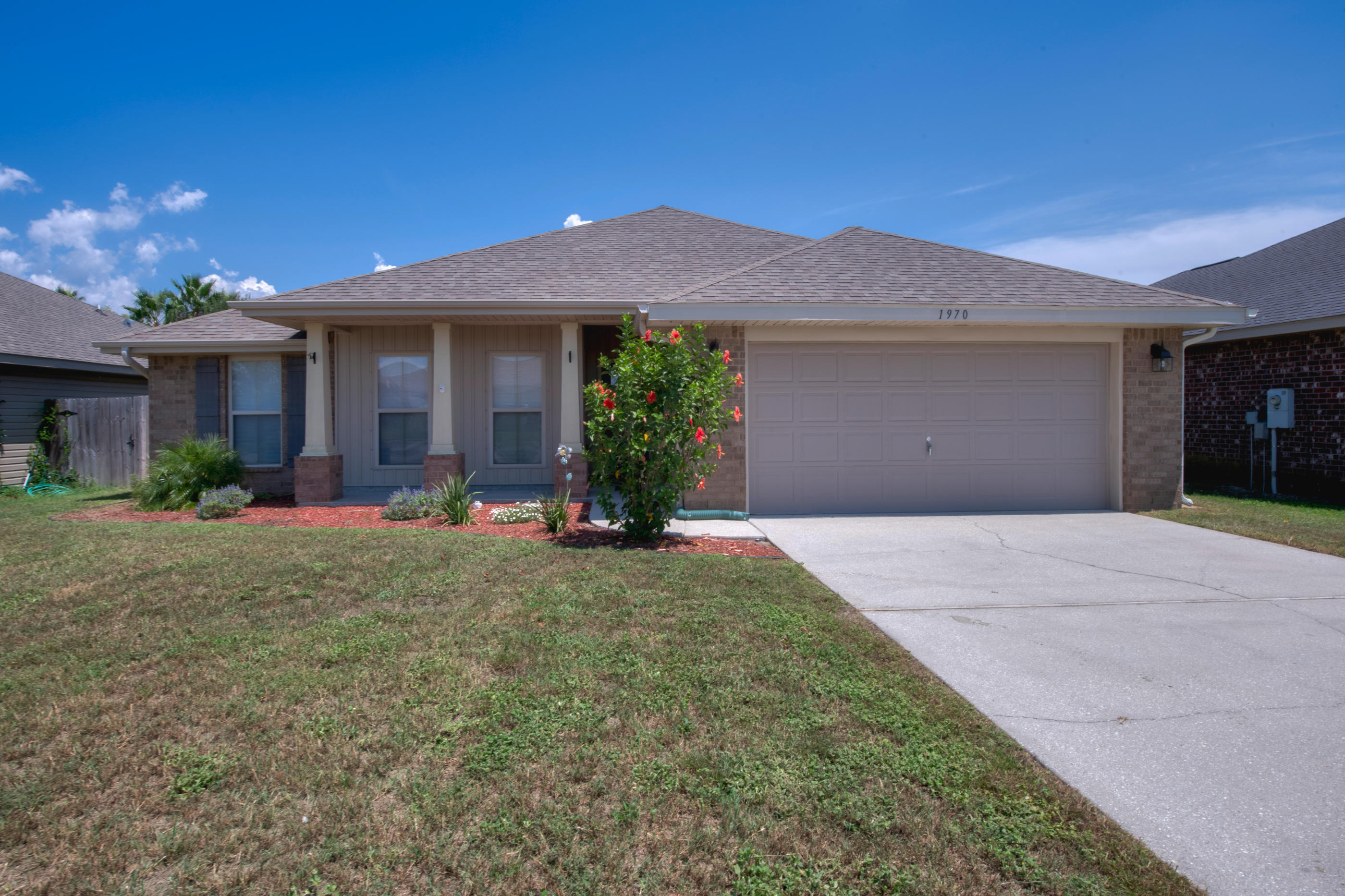 SHADOW LAKES - Residential