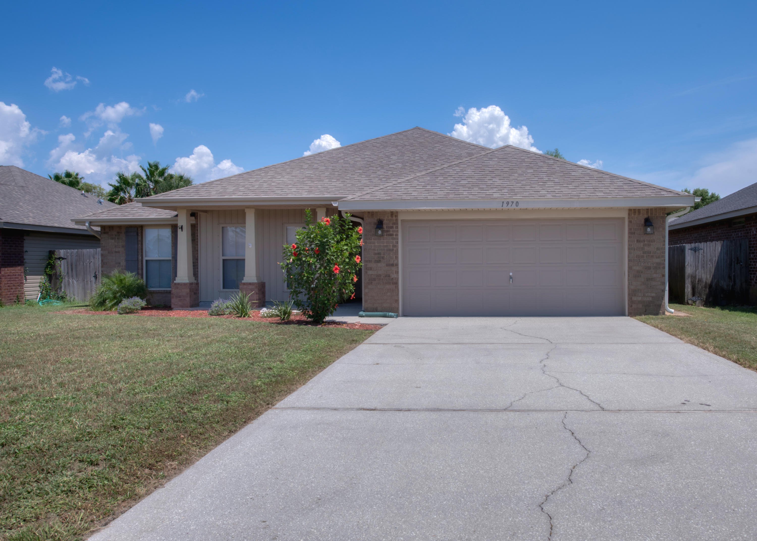 SHADOW LAKES - Residential