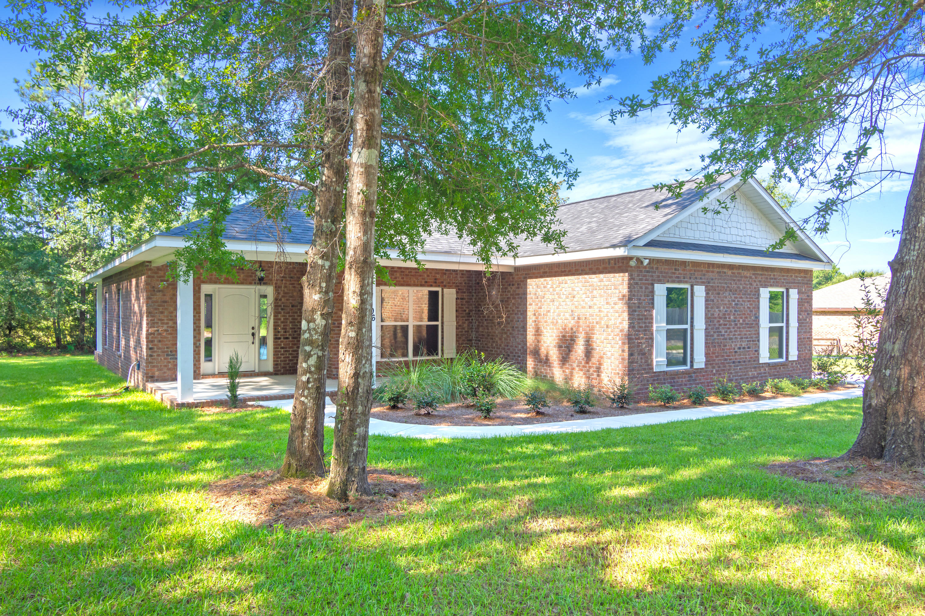 WEEKEND SPECIAL!!!!!!BEAUTIFUL CUSTOM BUILT HOME IN PEACEFUL LAKE ARTHUR ESTATES CAN BE YOURS TODAY! THIS 2036SQ FT, 3 BEDROOM 2 BATH BRICK HOME (HARDY BOARD TRIM) FEATURES PERGO FLOORING WITH LIFETIME WARRANTY IN COMMON AREA, TILE IN WET AREA AND CARPET IN BEDROOMS.THE KITCHEN HAS DARK STAIN STEP UP MAPLE CABINETS, GRANITE COUNTERS, CROWN MOLDING AND STAINLESS STEEL APPLIANCES. LARGE MASTER BEDROOM WITH HIS/HER CLOSETS. WALKIN TILE SHOWER, SOAKING TUB ,DOUBLE VANITY & WATER CLOSET IN MASTER BATH. SIDE ENTRY INTO 22X22 GARAGE. RELAX ON YOU 10X17 COVERED BACK PORCH.