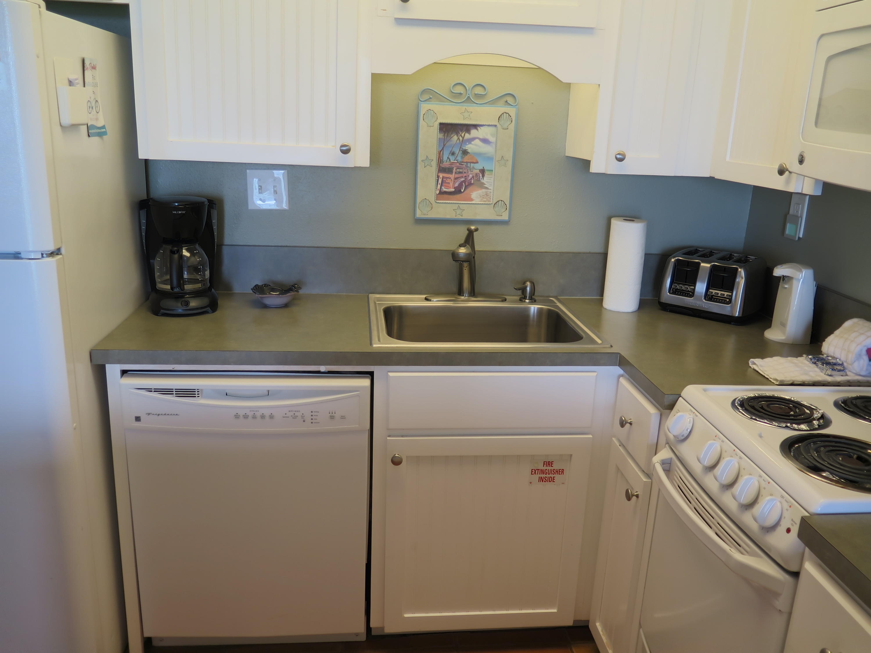 LEEWARD CONDO 2 - Residential