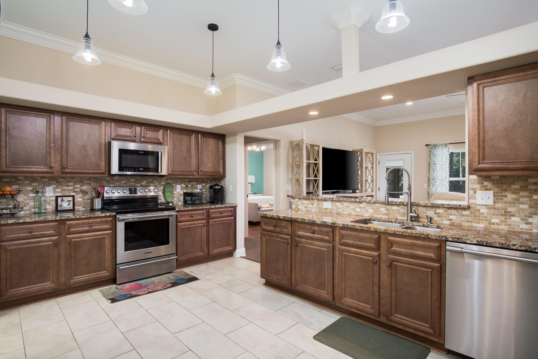 Elliott Point - Residential