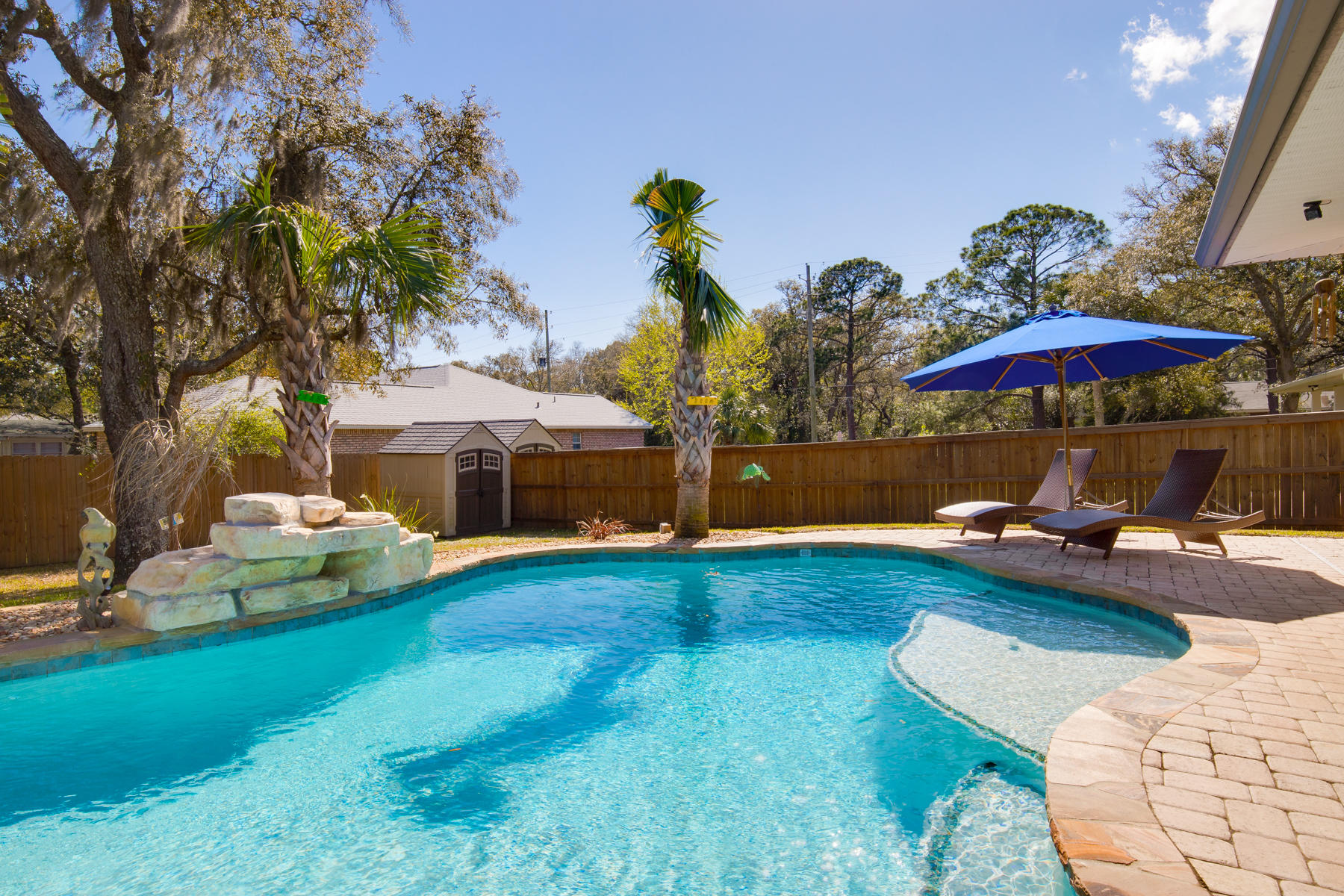 Elliott Point - Residential