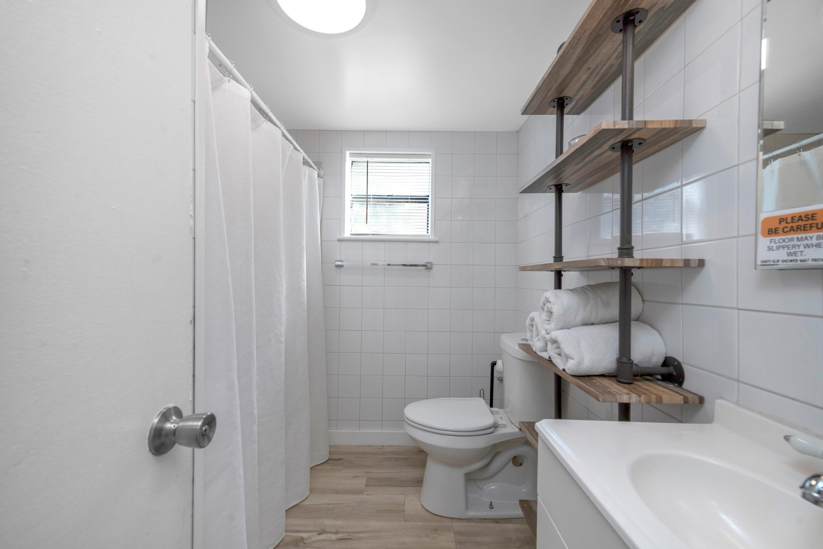 WAYMAR CONDO - Residential