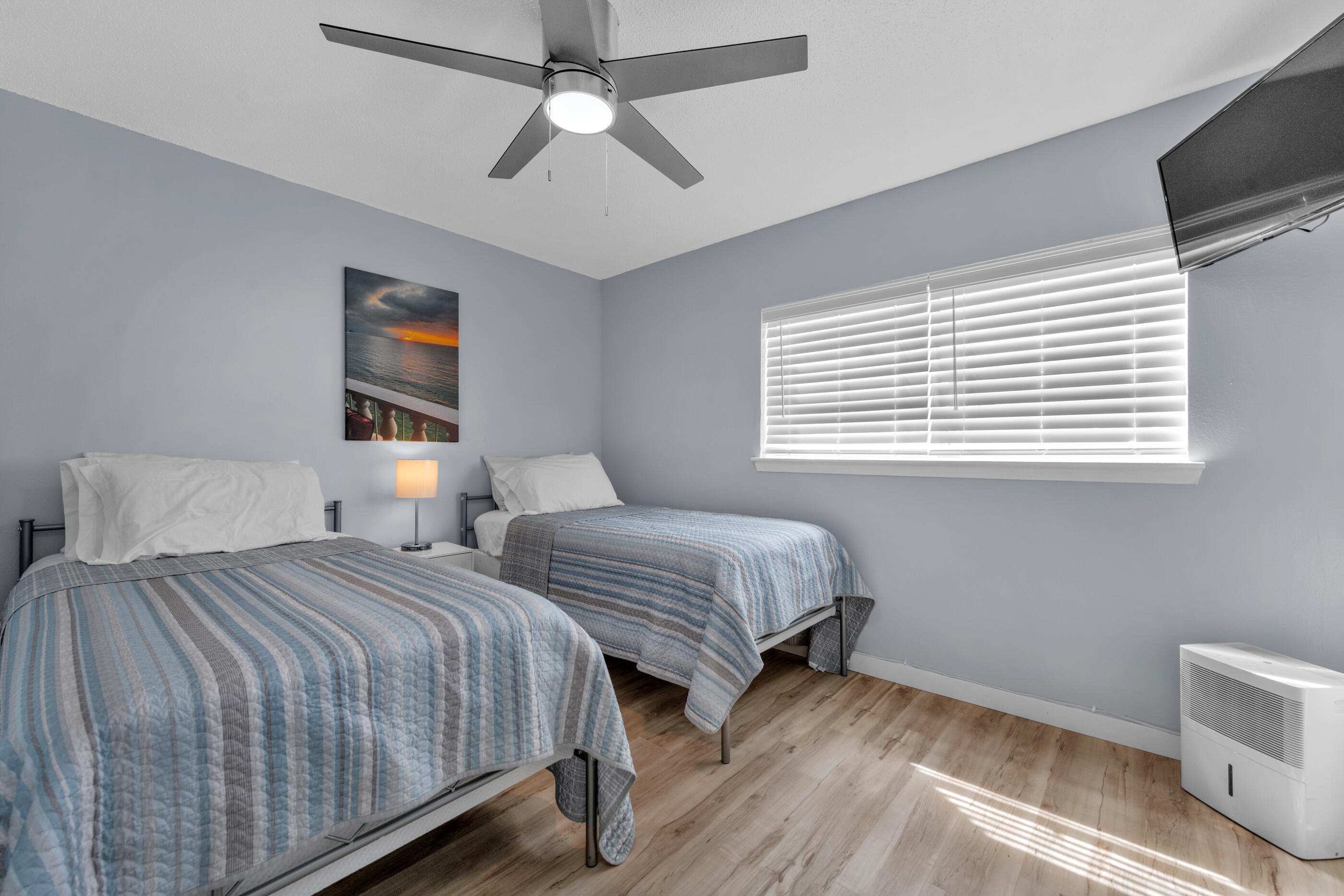 WAYMAR CONDO - Residential