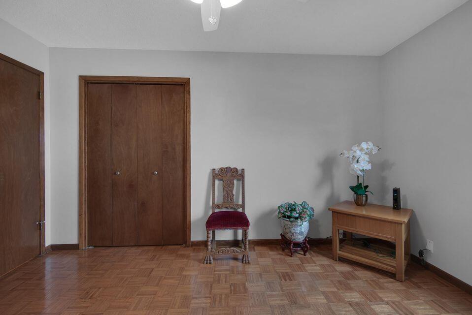 CHATEAU PRES DE LA MER - Residential Lease