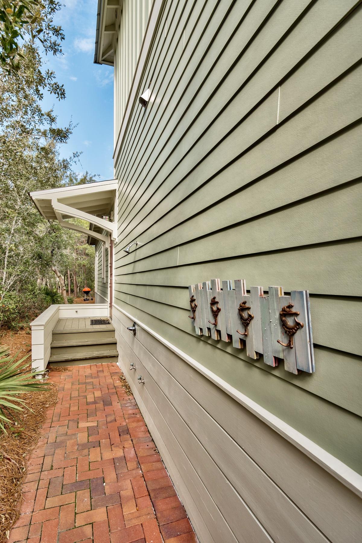 MAGNOLIA COTTAGES BY THE SEA - Residential