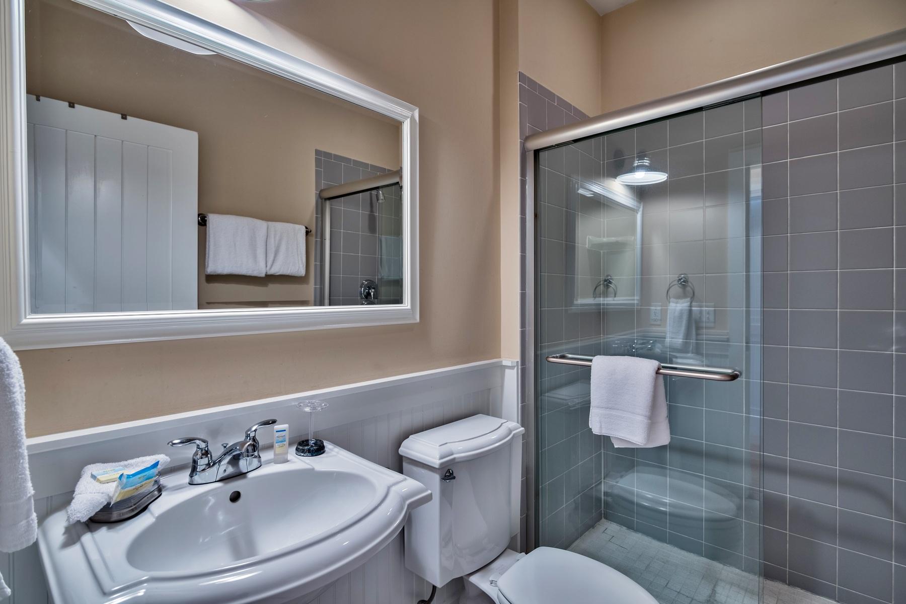 MAGNOLIA COTTAGES BY THE SEA - Residential