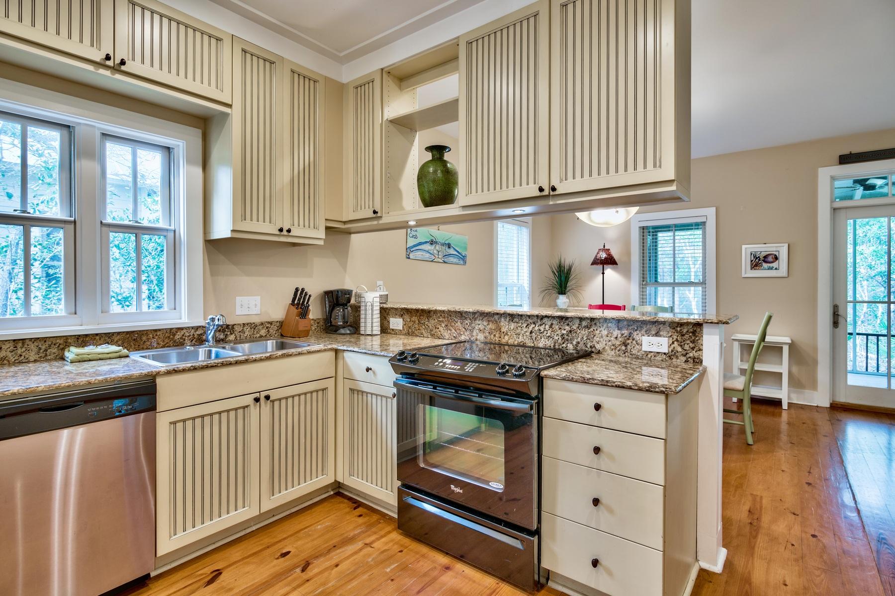 MAGNOLIA COTTAGES BY THE SEA - Residential