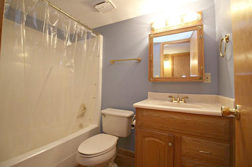 FINISTERRA CONDO - Residential