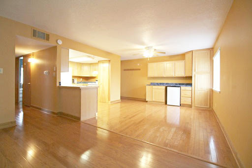 FINISTERRA CONDO - Residential