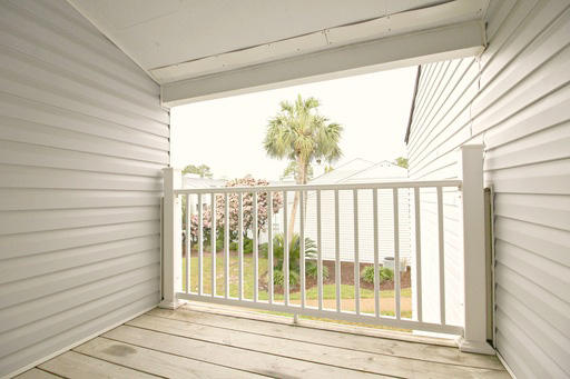 FINISTERRA CONDO - Residential