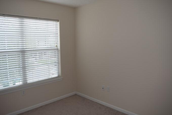 ROLLING PINES - Residential