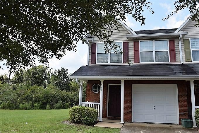 ROLLING PINES - Residential