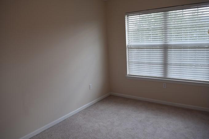 ROLLING PINES - Residential