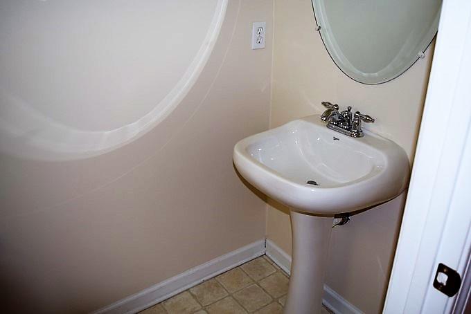 ROLLING PINES - Residential