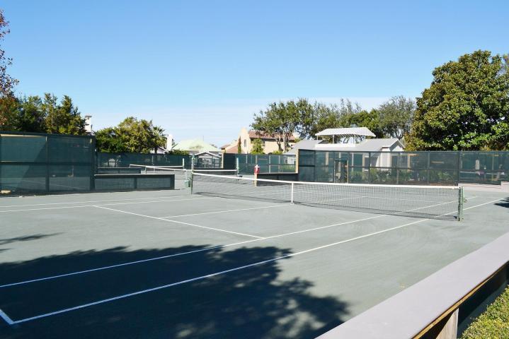 HIDDEN DUNES BEACH COTTAGES 2 - Residential