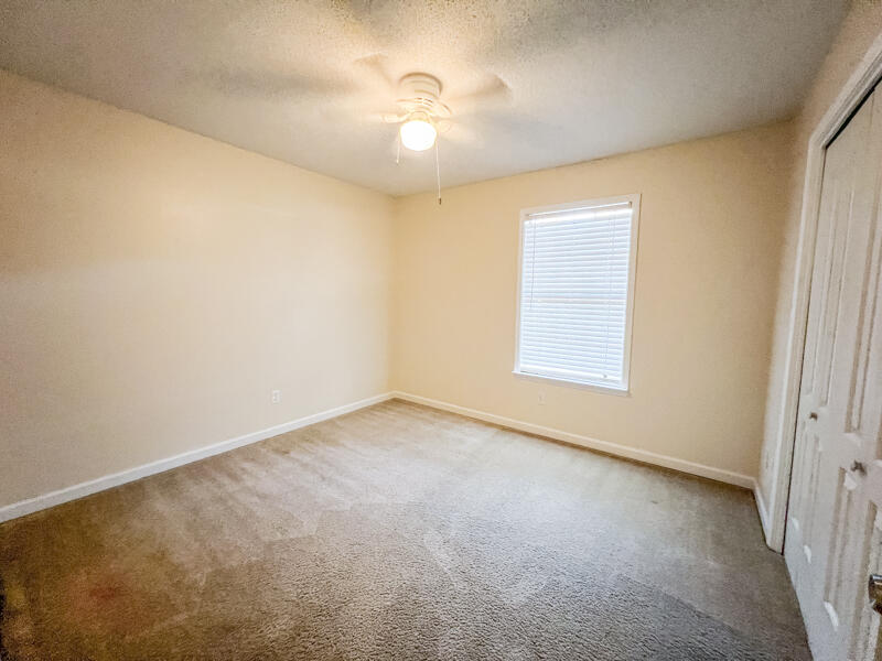 COUNTRY OAKS ESTATES PH 1 - Residential Lease