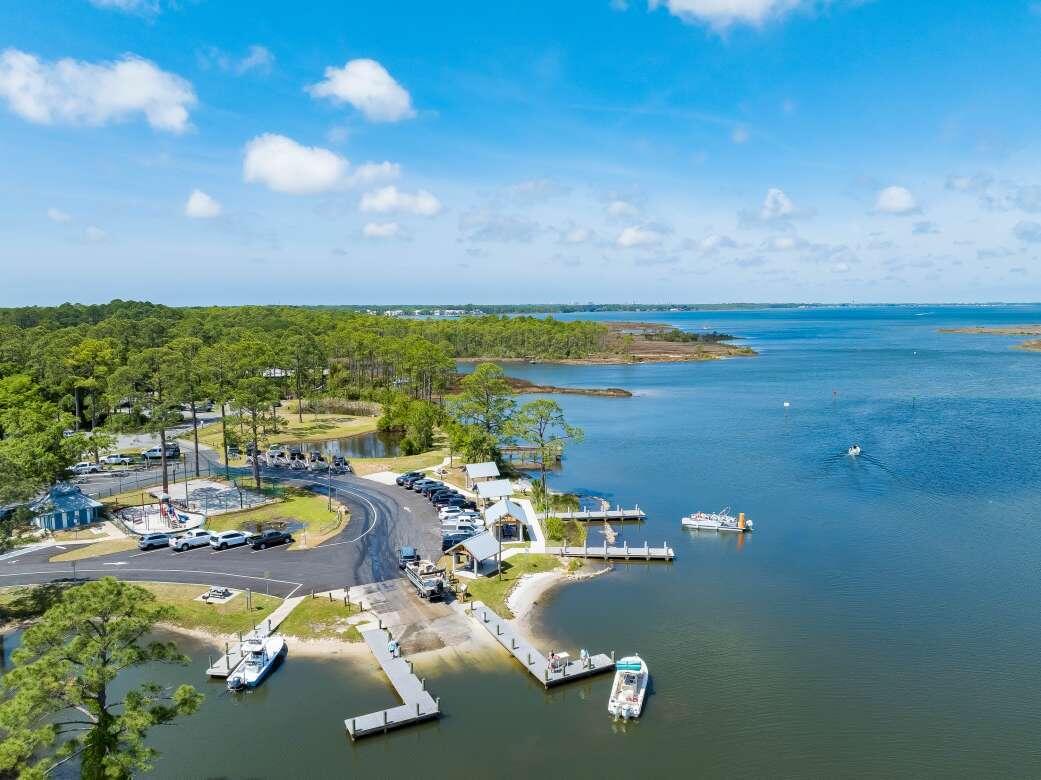 TOWN OF SANTA ROSA - Residential