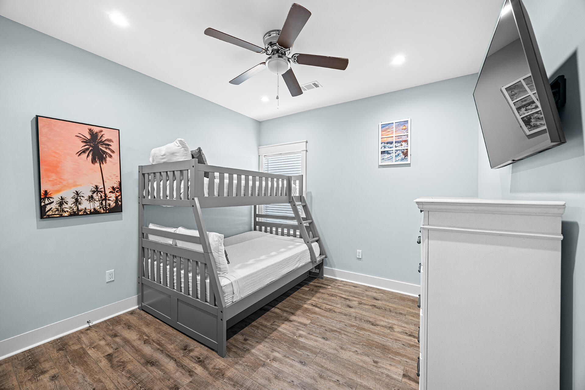 TOWN OF SANTA ROSA - Residential