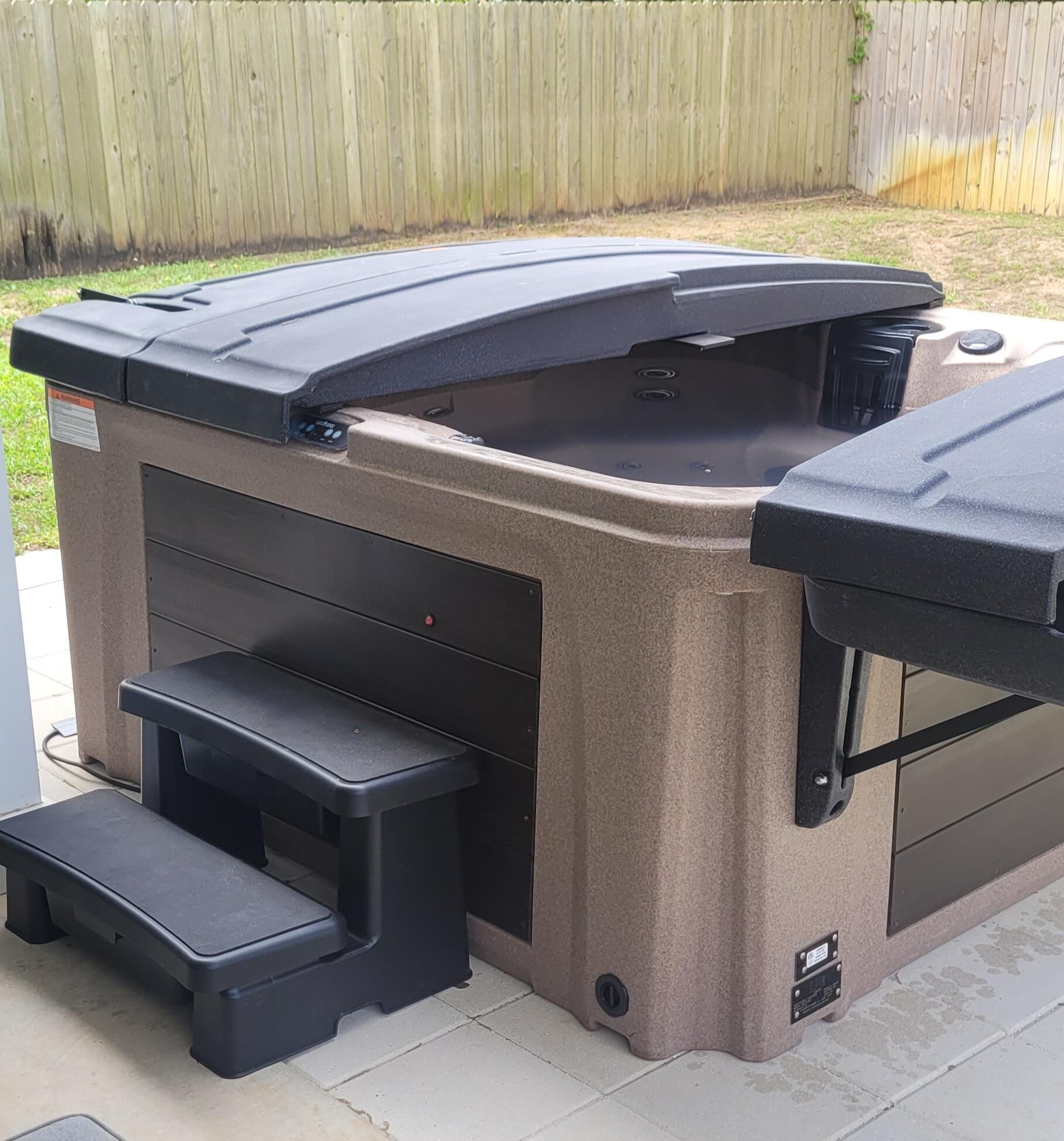 TOWN OF SANTA ROSA - Residential