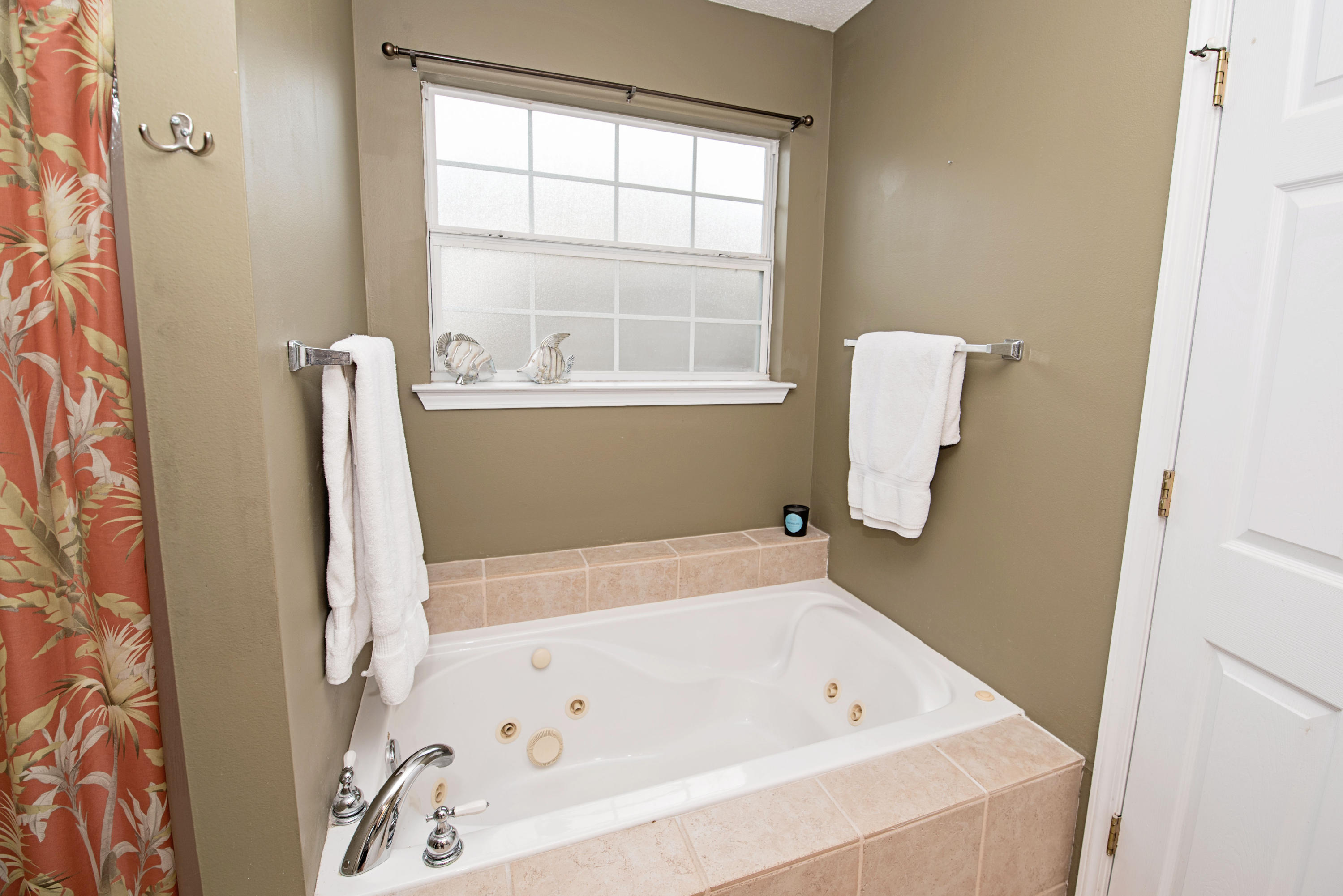 OAK PARK ESTATES - Residential