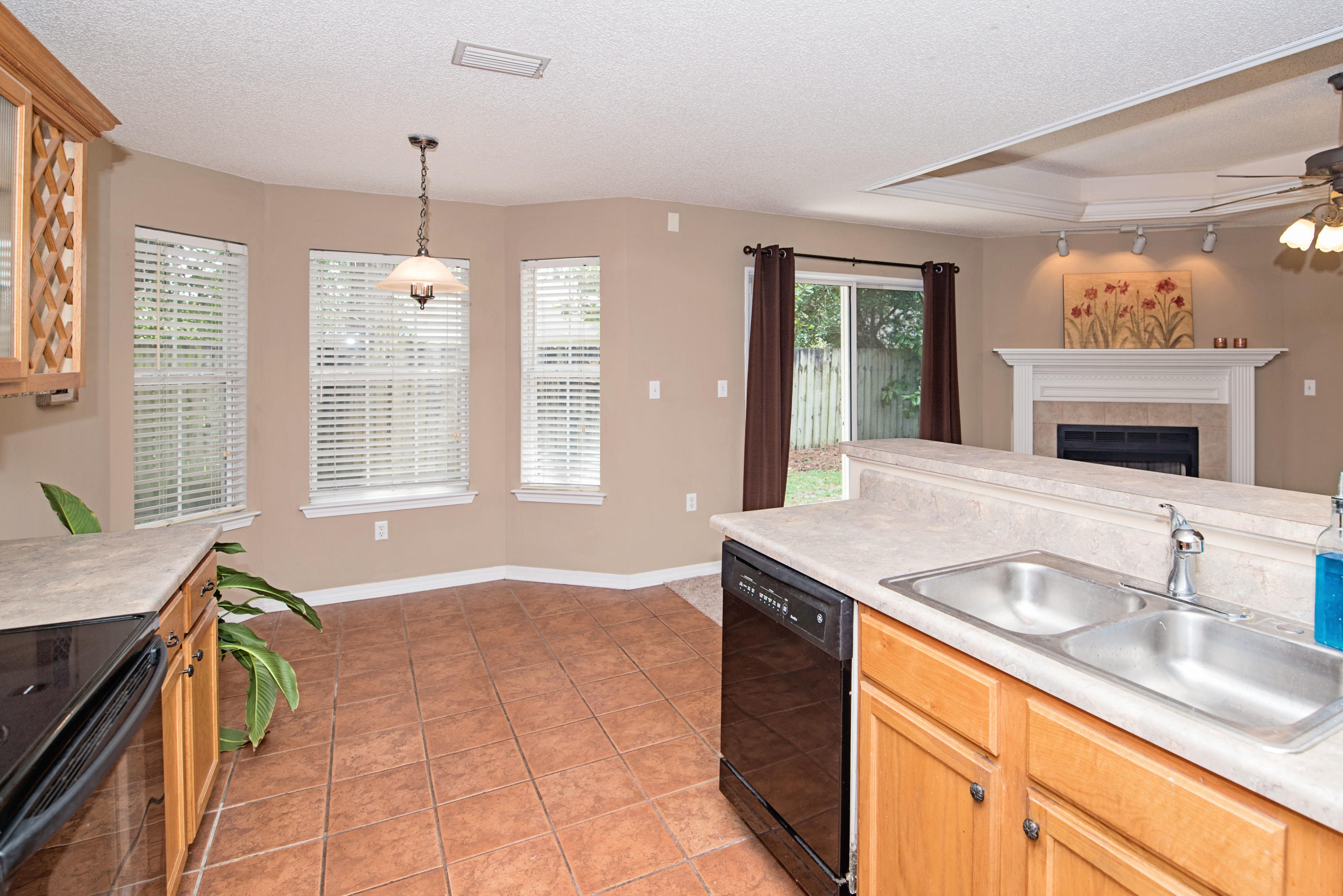 OAK PARK ESTATES - Residential