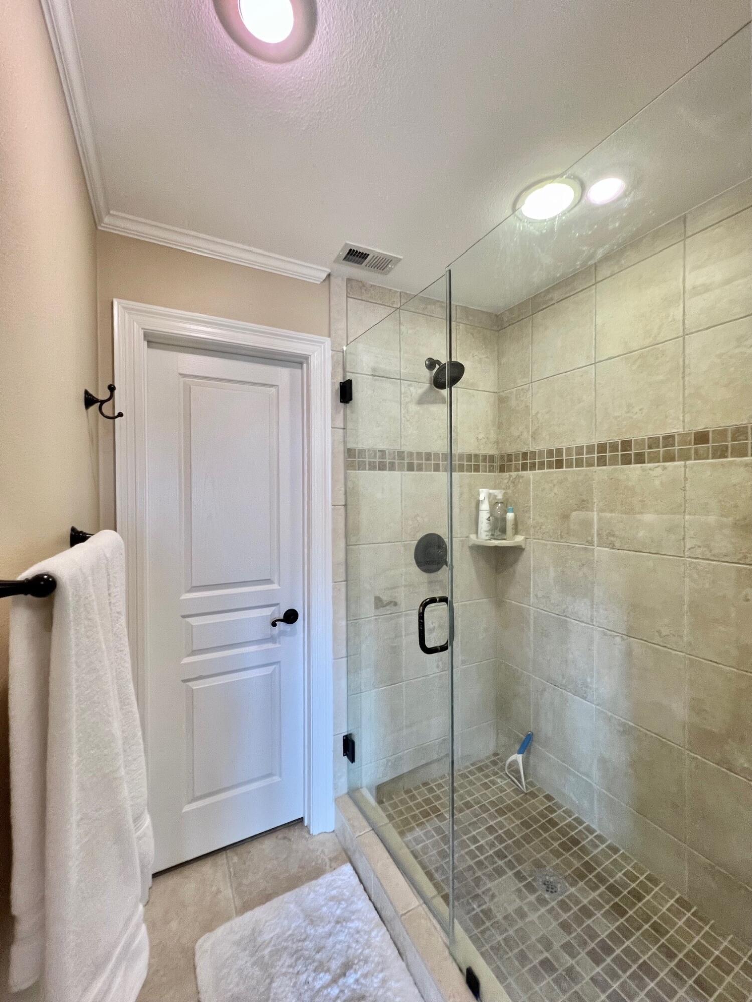 COVE ON THE BAY - Residential Lease