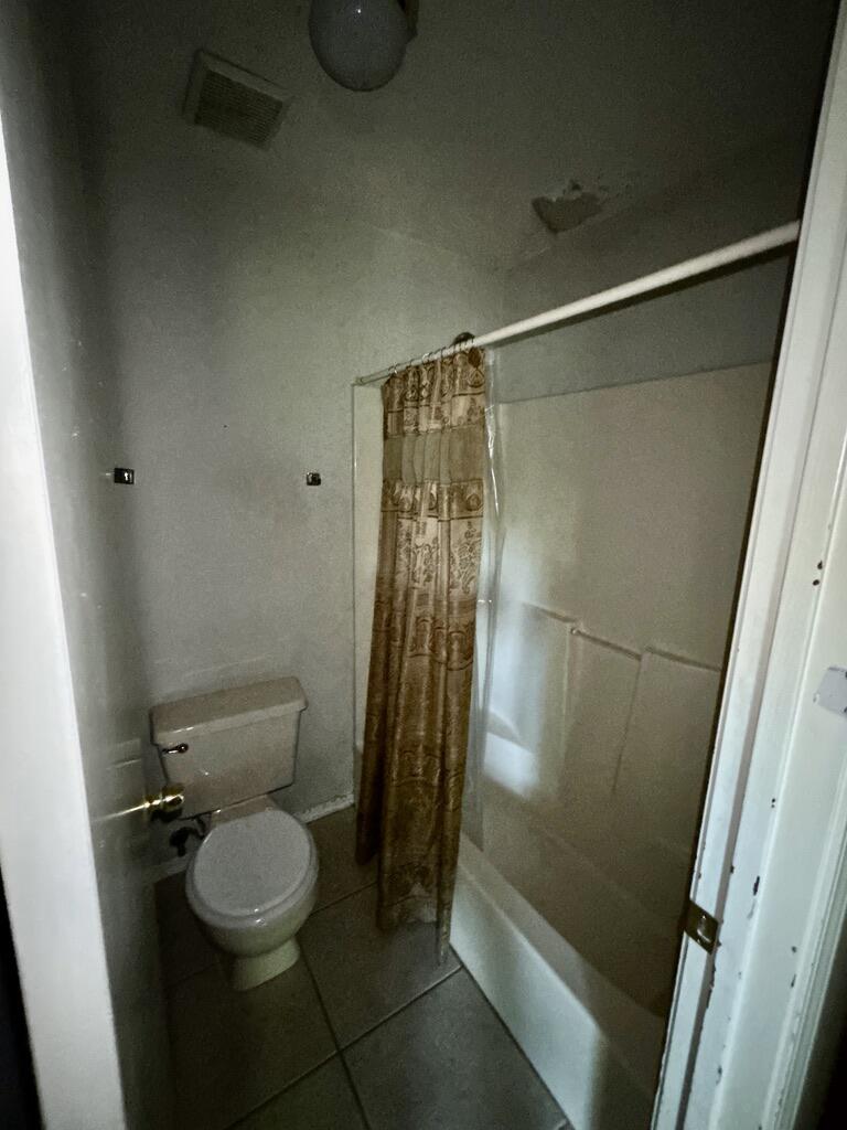 SHANGRA WOODS 1ST - Residential