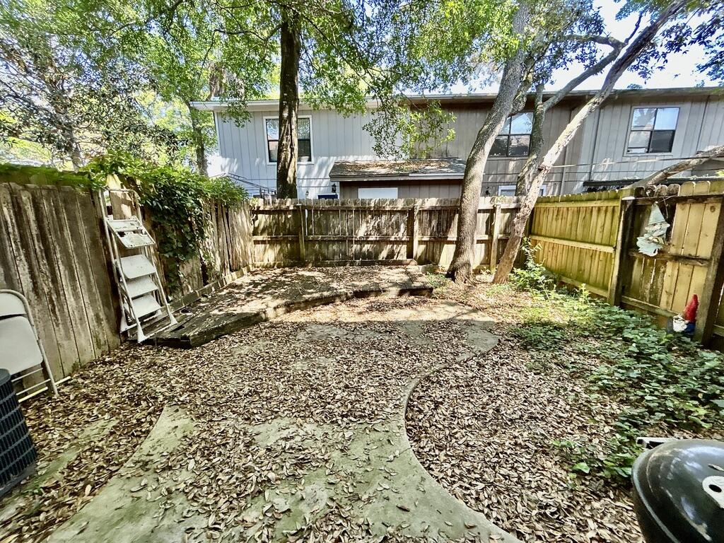 SHANGRA WOODS 1ST - Residential