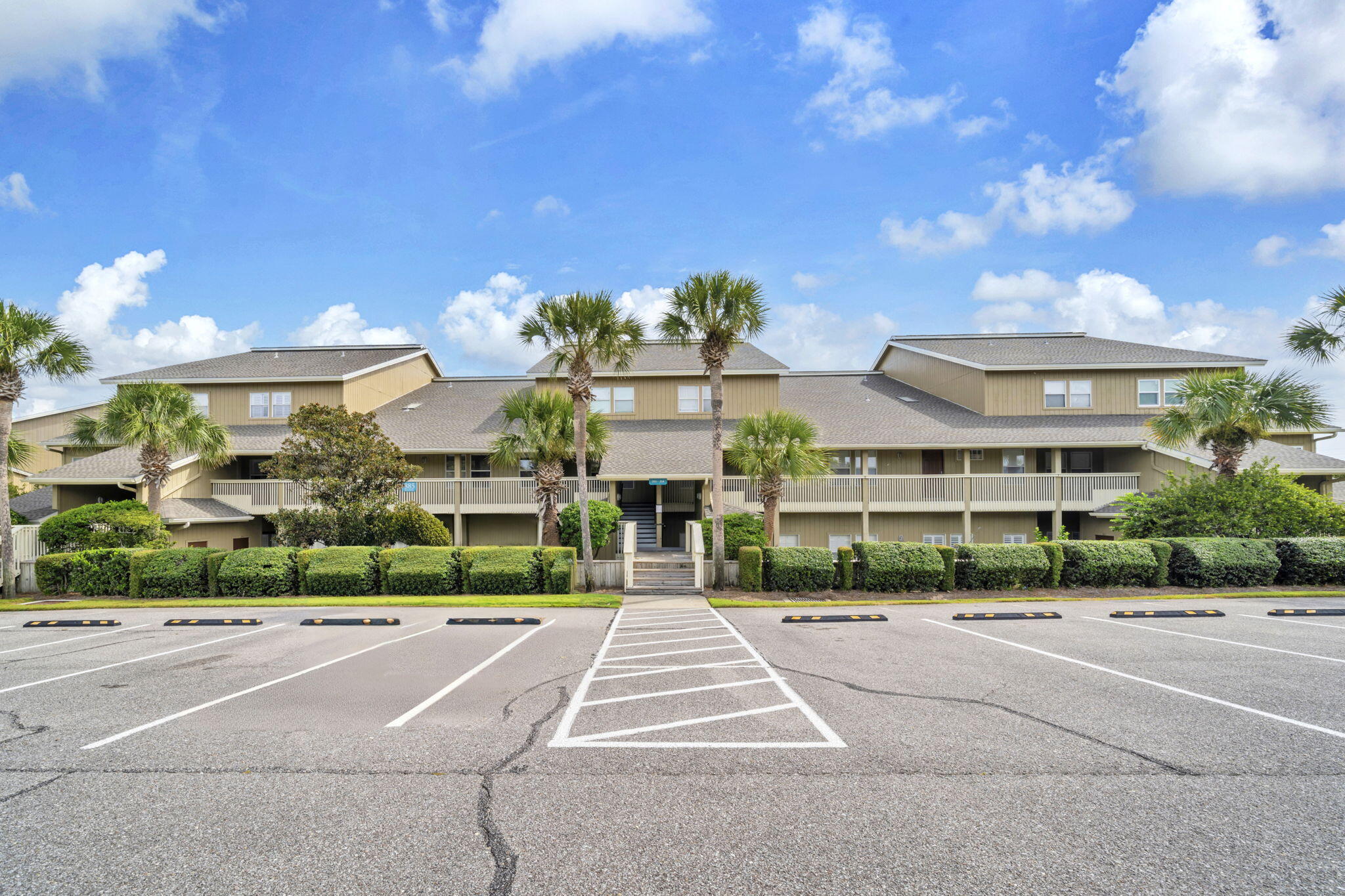 SEASCAPE CONDO PH 10 - Residential