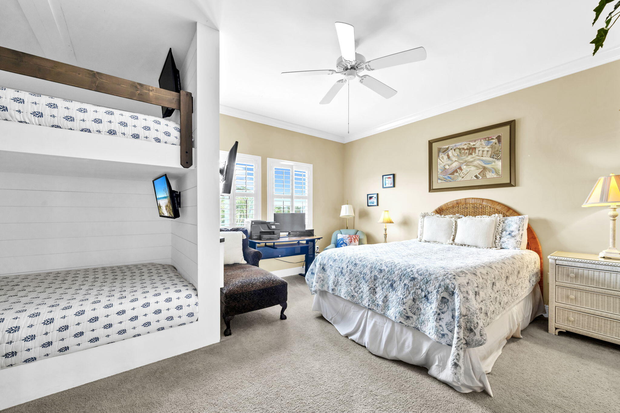 SEASCAPE CONDO PH 10 - Residential