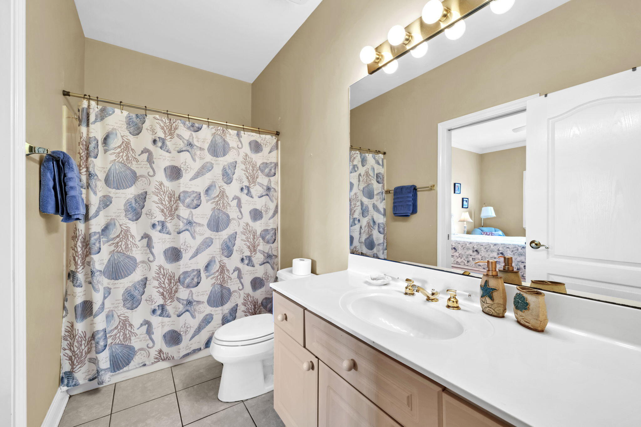 SEASCAPE CONDO PH 10 - Residential