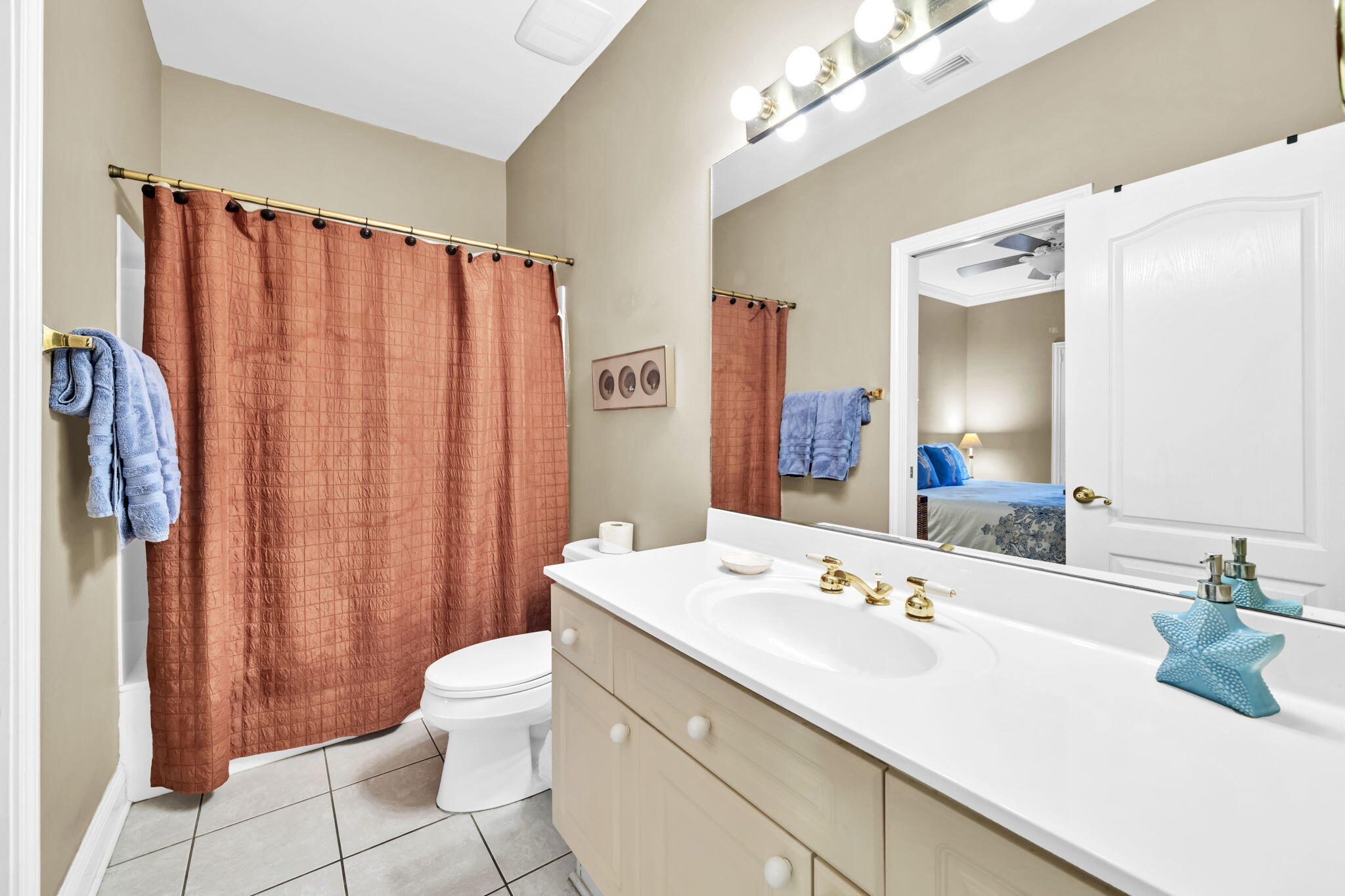 SEASCAPE CONDO PH 10 - Residential