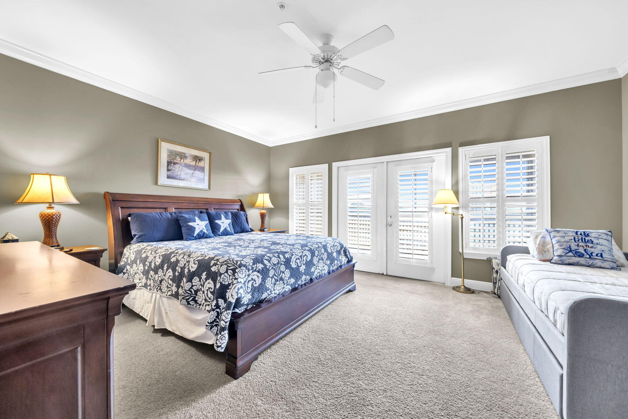 SEASCAPE CONDO PH 10 - Residential