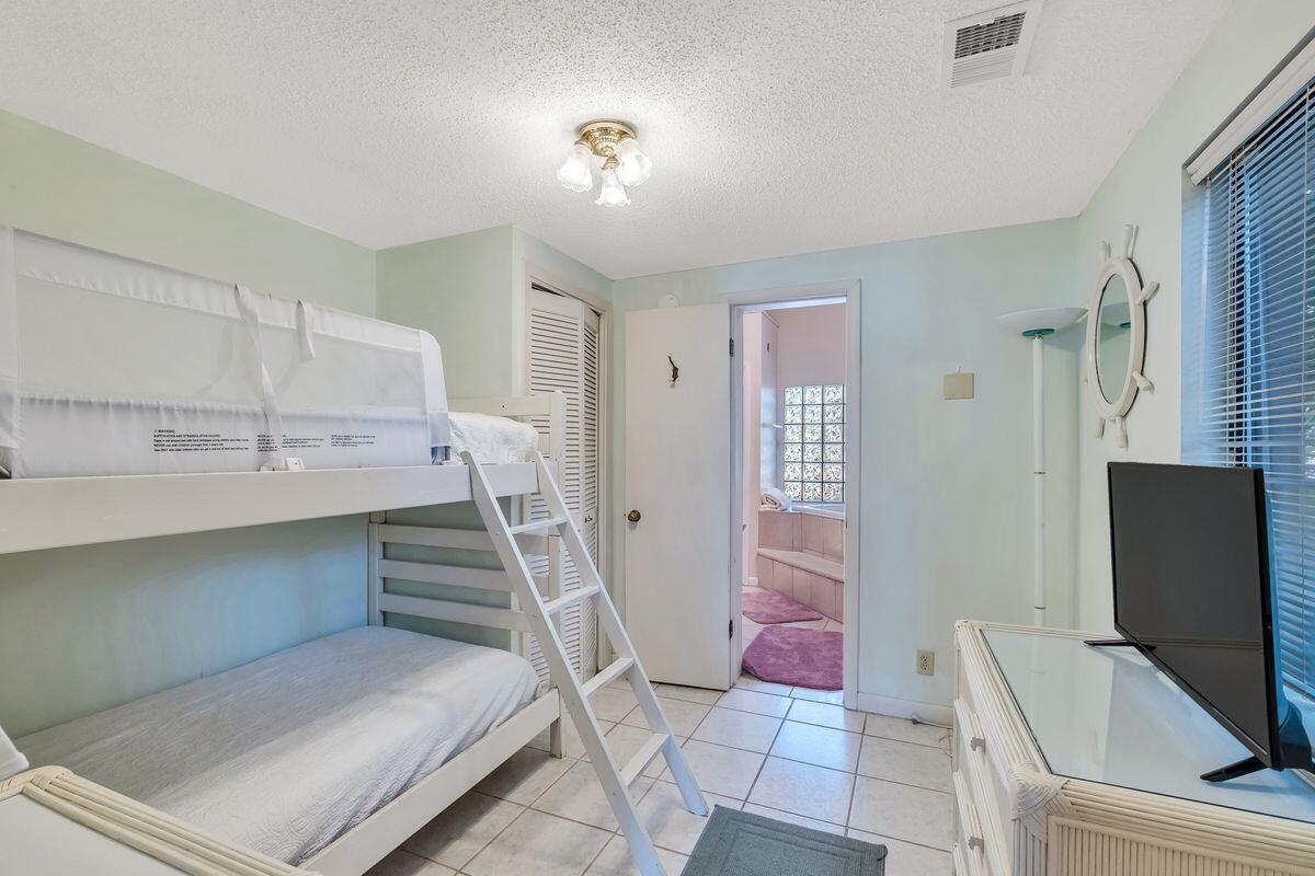 BLUE MOUNTAIN BEACH - Residential