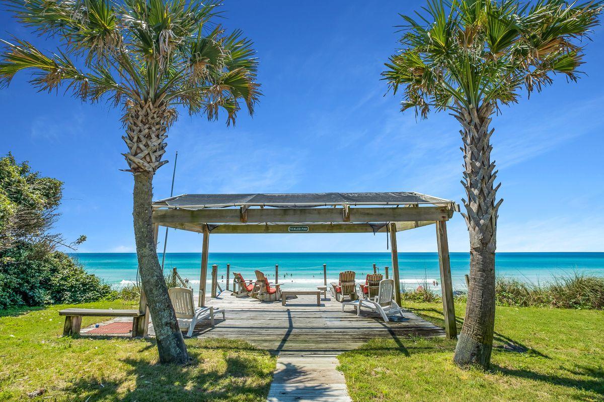 BLUE MOUNTAIN BEACH - Residential