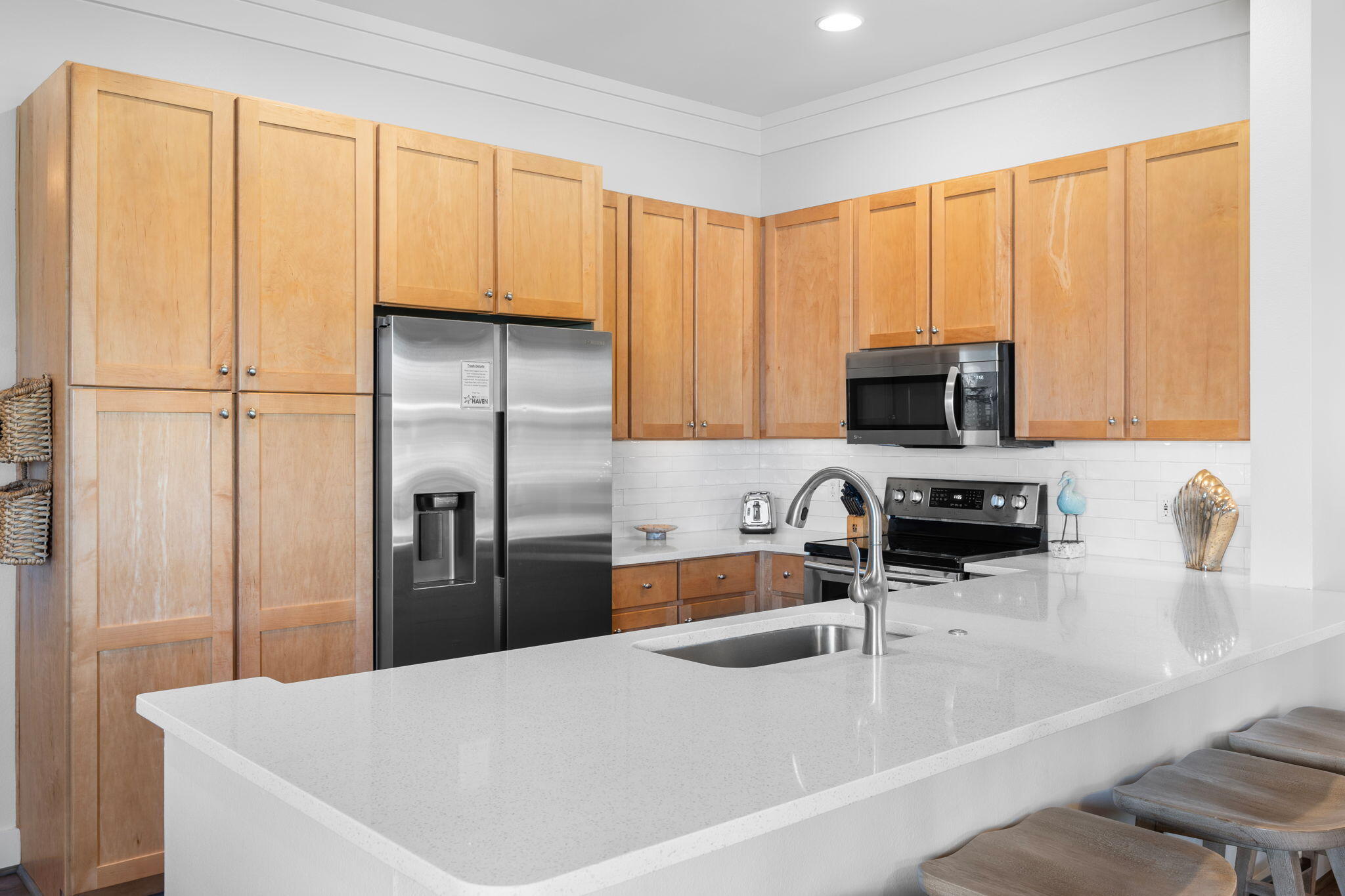 MAGNOLIA BAY - Residential